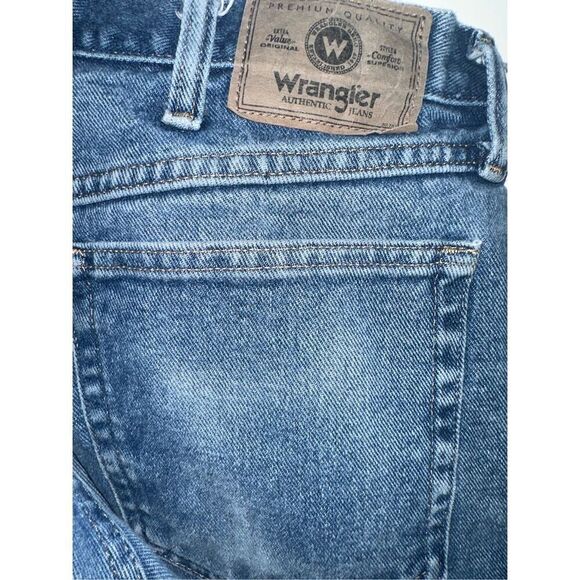 Wrangler Jeans Women’s 35 x 30 Blue Denim Straight Leg 9760WDR Classic Western P - Picture 5 of 8
